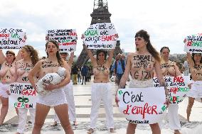 Gaza Protest By FEMEN At Trocadero - Paris