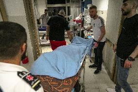 Two Injured And One Killed For Crossing Separation Wall - Palestine