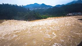 Liangjinang River Water Level Rose