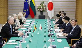 Japan-Lithuania talks