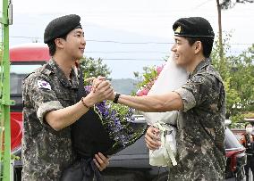 BTS members RM, V discharged from S. Korea military