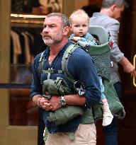 Liev Schreiber Out With Her Daughter - NYC