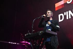 Massive Attack In Concert - Paris