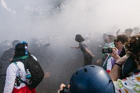 ICE Raids Spark Protest Riot - LA