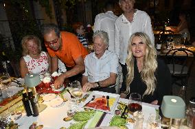 Taormina: La Botte Restaurant. Michael Douglas at La Botte Restaurant.