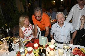 Taormina: La Botte Restaurant. Michael Douglas at La Botte Restaurant.