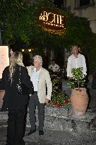 Taormina: La Botte Restaurant. Michael Douglas at La Botte Restaurant.