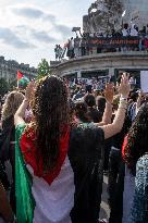 Protest Against The Interception of The Humanitarian Boat To Gaza - Paris