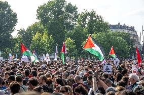 Protest Against The Interception of The Humanitarian Boat To Gaza - Paris