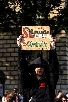 Protest Against The Interception of The Humanitarian Boat To Gaza - Paris