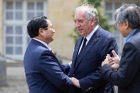 Francois Bayrou Meets with Vietnamese Prime Minister - Paris