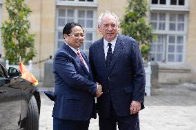 Francois Bayrou Meets with Vietnamese Prime Minister - Paris