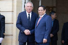 Francois Bayrou Meets with Vietnamese Prime Minister - Paris
