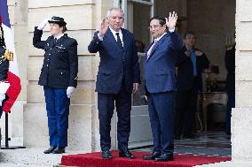 Francois Bayrou Meets with Vietnamese Prime Minister - Paris