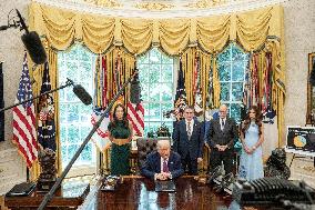 US Presdient Trump Speaks in the Oval Office at the White House on Fires and LA Protests