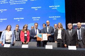 Signing of the strategic contract for the nuclear industry - Massy Aj