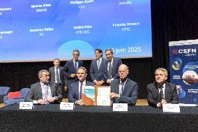 Signing of the strategic contract for the nuclear industry - Massy Aj
