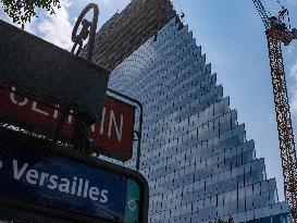 Illustration - Construction of Tower Triangle by Herzog & de Meuron - Paris