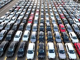 Chinese-made Vehicles Export Growth