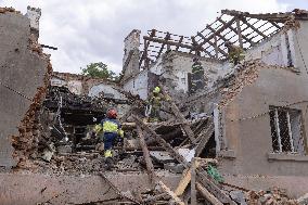 Russian Troops Shell Kharkiv Overnight - Ukraine