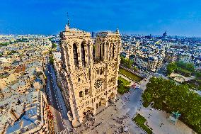 Exclusive - Illustration - The Cathedral of Notre Dame - Paris
