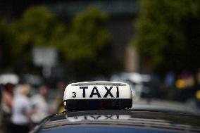 Angry Taxis Rally - Paris