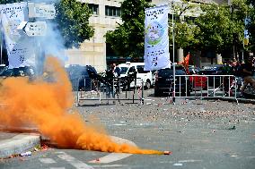 Angry Taxis Rally - Paris