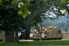 Preparation for a military parade - Washington