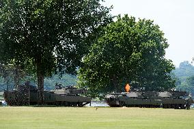 Preparation for a military parade - Washington