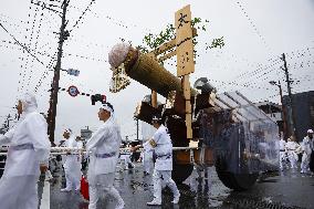 Rite at Ise Jingu shrine in Mie Pref.