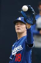 Baseball:Yoshinobu Yamamoto