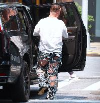 Sam Smith With His Boyfriend Out - NYC