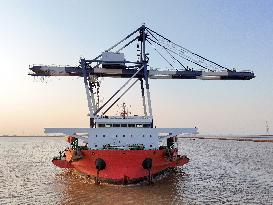 Large Container Quay Crane