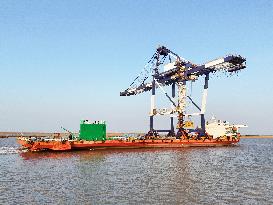 Large Container Quay Crane
