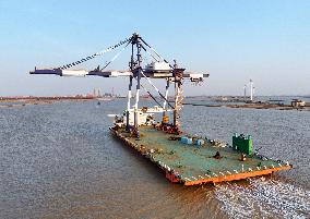 Large Container Quay Crane