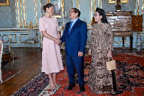 CROWN PRINCESS RECEIVES VIETNAM'S PRIME MINISTER