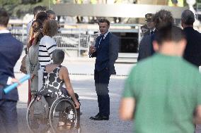 Emmanuel Macron visits the Olympic cauldron at the Tuileries - Paris