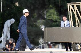 Emmanuel Macron visits the Olympic cauldron at the Tuileries - Paris