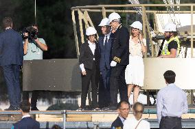 Emmanuel Macron visits the Olympic cauldron at the Tuileries - Paris