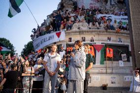 Rima Hassan at the Place de la Republique - Paris AJ