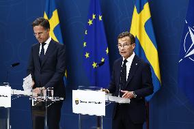 KRISTERSSON AND RUTTE PRESS MEETING
