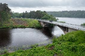 The Sindi-Lodja bridge