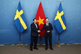 PRIME MINISTERS VIETNAM SWEDEN