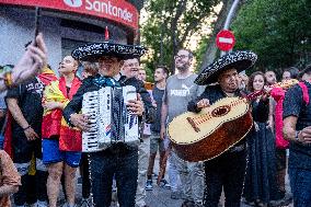 Europa Press - Protest Against Sanchez at PSOE HQ - Madrid