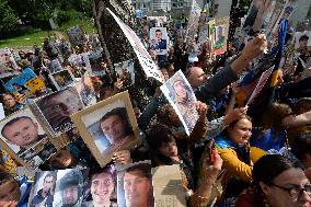 Ukrainian Prisoners Reach Home After Prisoner Swap - Kiev