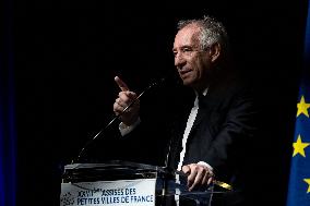 Bayrou at 27th Assises des Petites Villes de France - Saint-Remy de Provence
