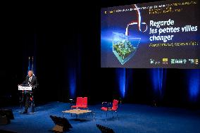 Bayrou at 27th Assises des Petites Villes de France - Saint-Remy de Provence