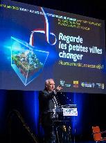 Bayrou at 27th Assises des Petites Villes de France - Saint-Remy de Provence