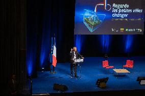 Bayrou at 27th Assises des Petites Villes de France - Saint-Remy de Provence