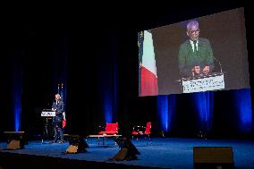 Bayrou at 27th Assises des Petites Villes de France - Saint-Remy de Provence